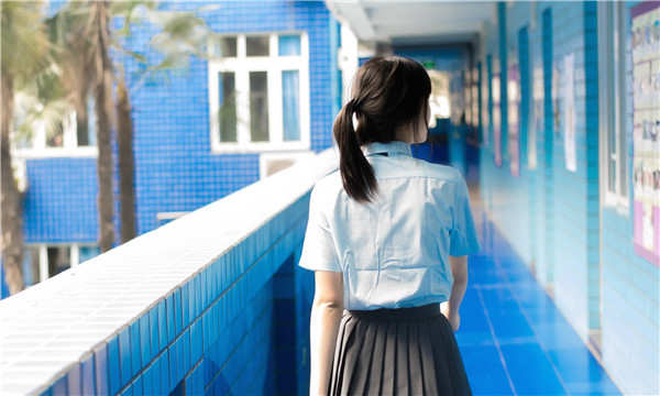 勃利如何找到一个可以帮助我生孩子的女人？